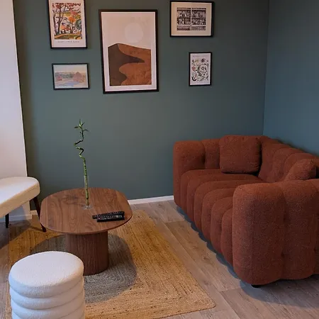 Daire Le 143 Blum, 2 Bedrooms, 5 Personnes *