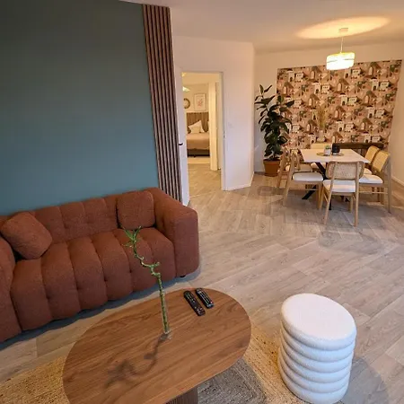 Le 143 Blum, 2 Bedrooms, 5 Personnes Apartamento *